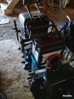 Deux Station De Pêche, Complet Avec Tout Les équipements,marque Preston Et Rive Le Tout Me 2000